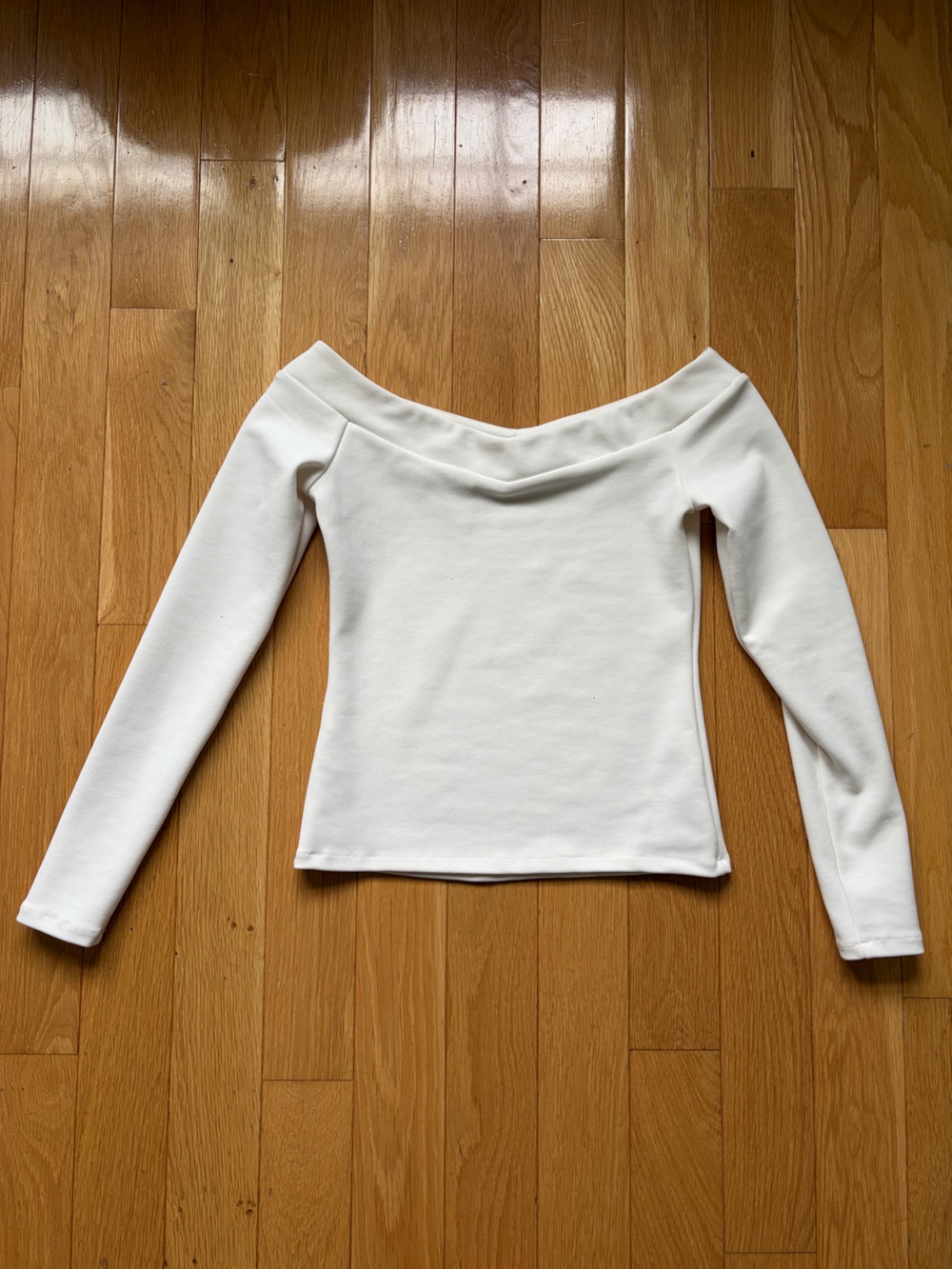 H&M White Off Shoulder Top